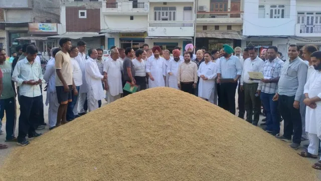 'किसान की मेहनत का एक-एक दाना खरीदेगी सरकार', बरीवाला मंडी पहुंचे विधायक काका बराड़ ने किसानों को दिया बड़ा भरोसा

